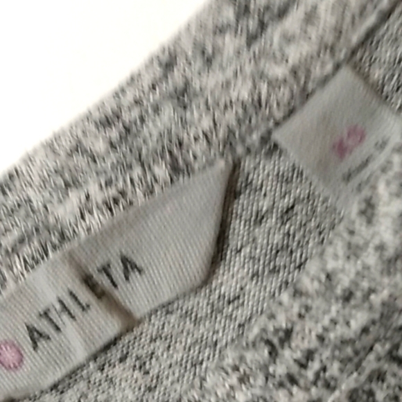 ATHLETA LONG SLEEVE TEE SIZE XS EUC - Picture 3 of 6